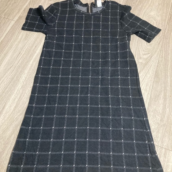 Dresses & Skirts - Dress